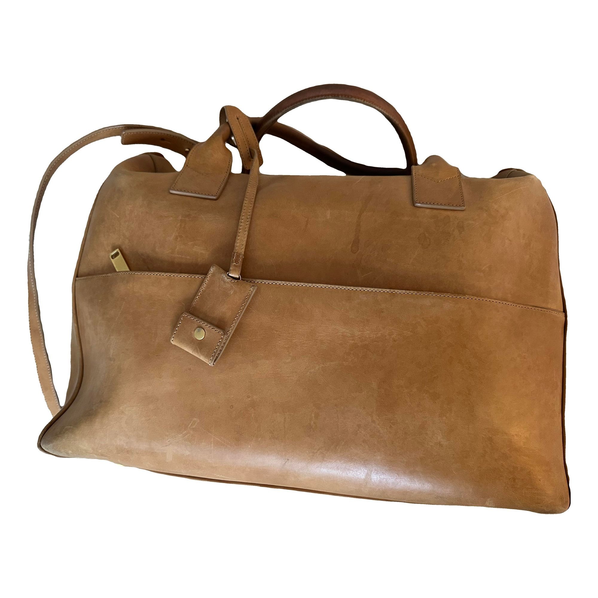 Leather travel bag