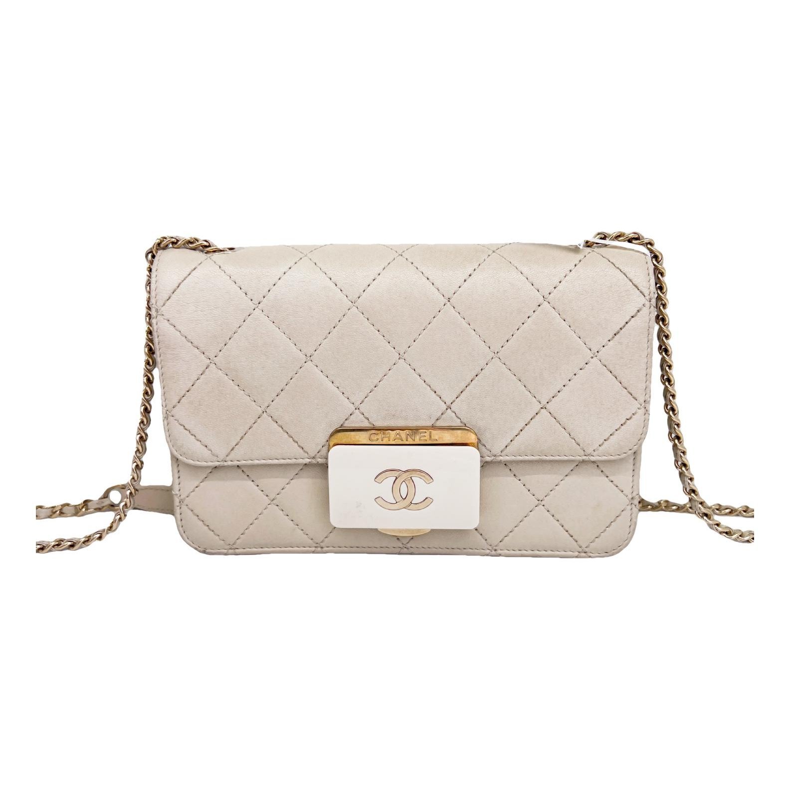 Chic With Me leather crossbody bag