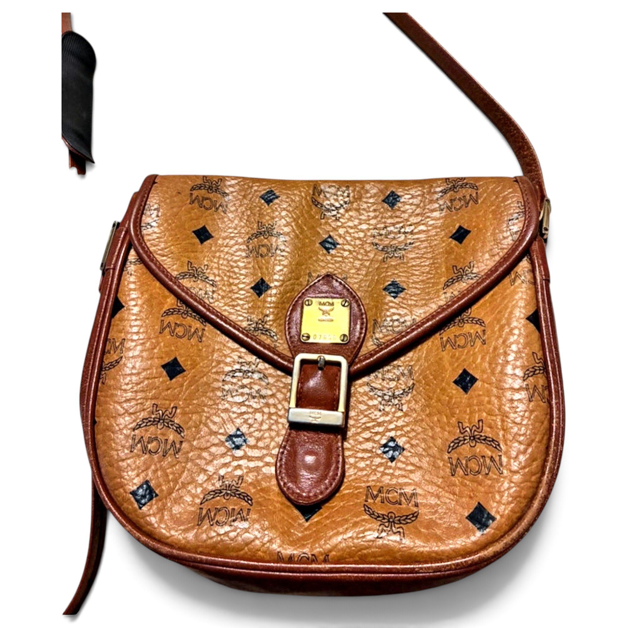Leather crossbody bag