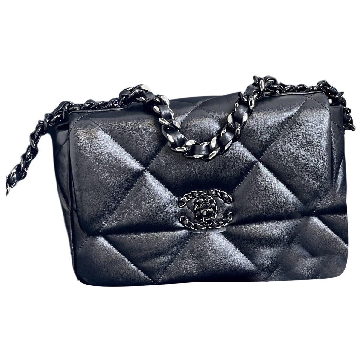 Chanel 19 leather handbag