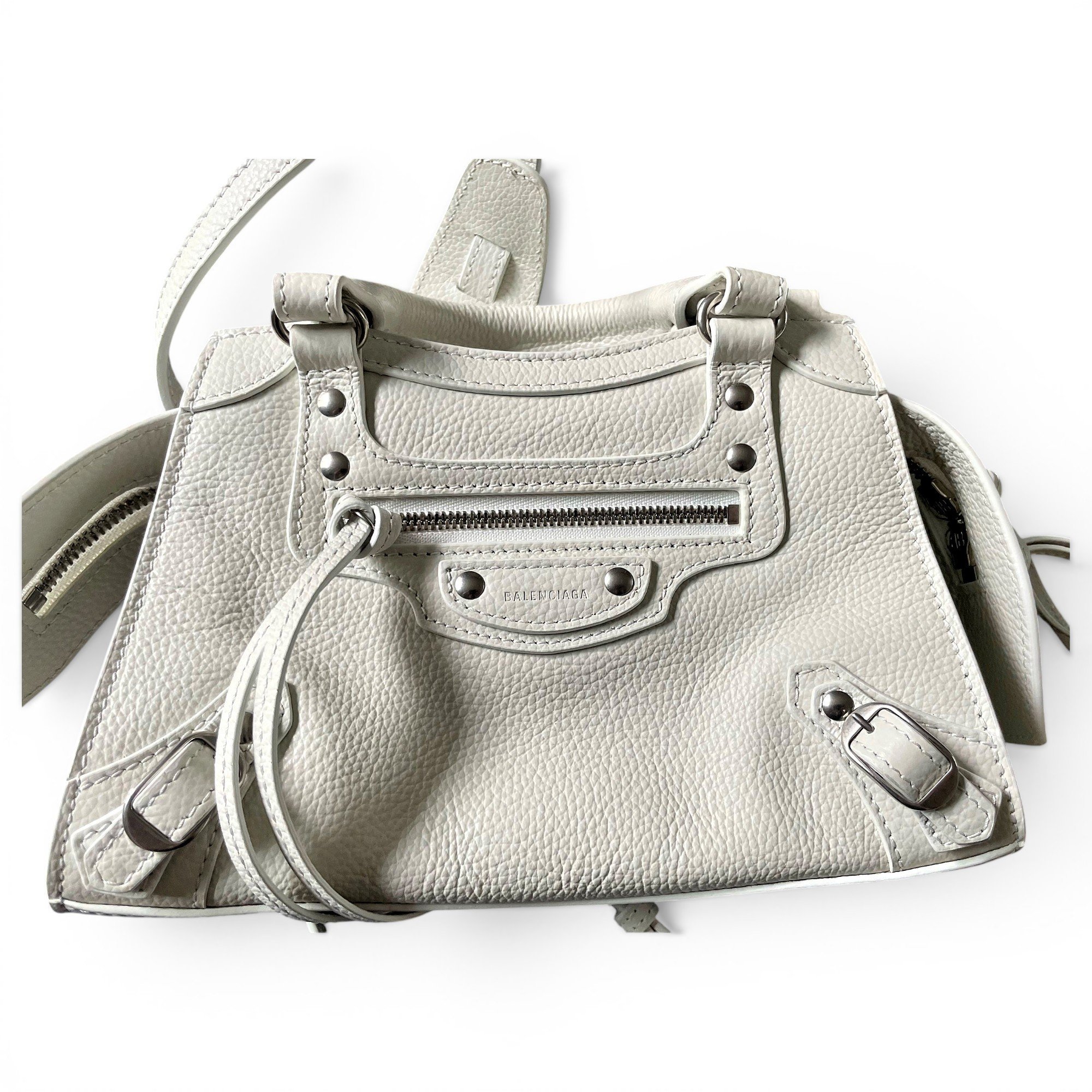 City leather handbag