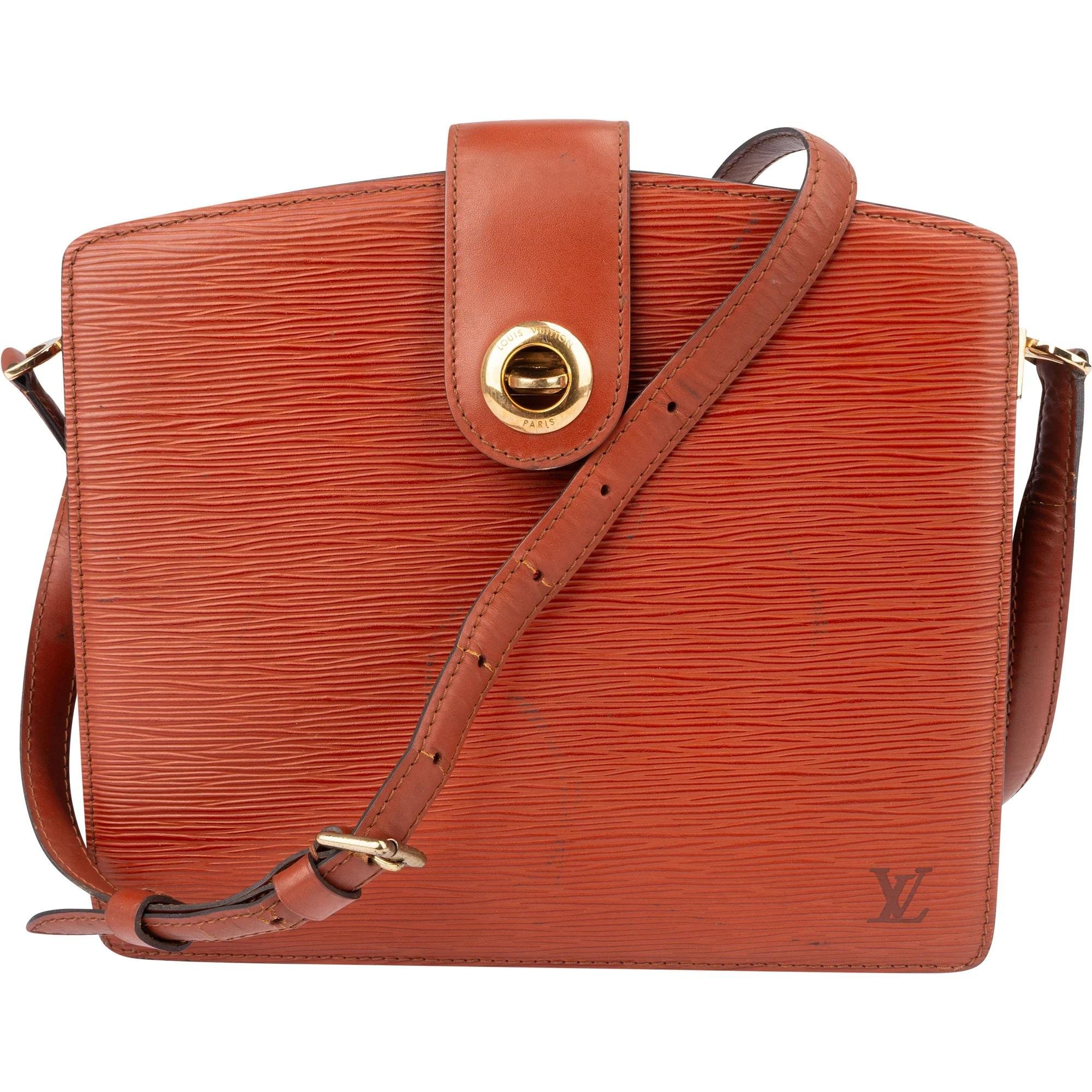 Capucines leather crossbody bag