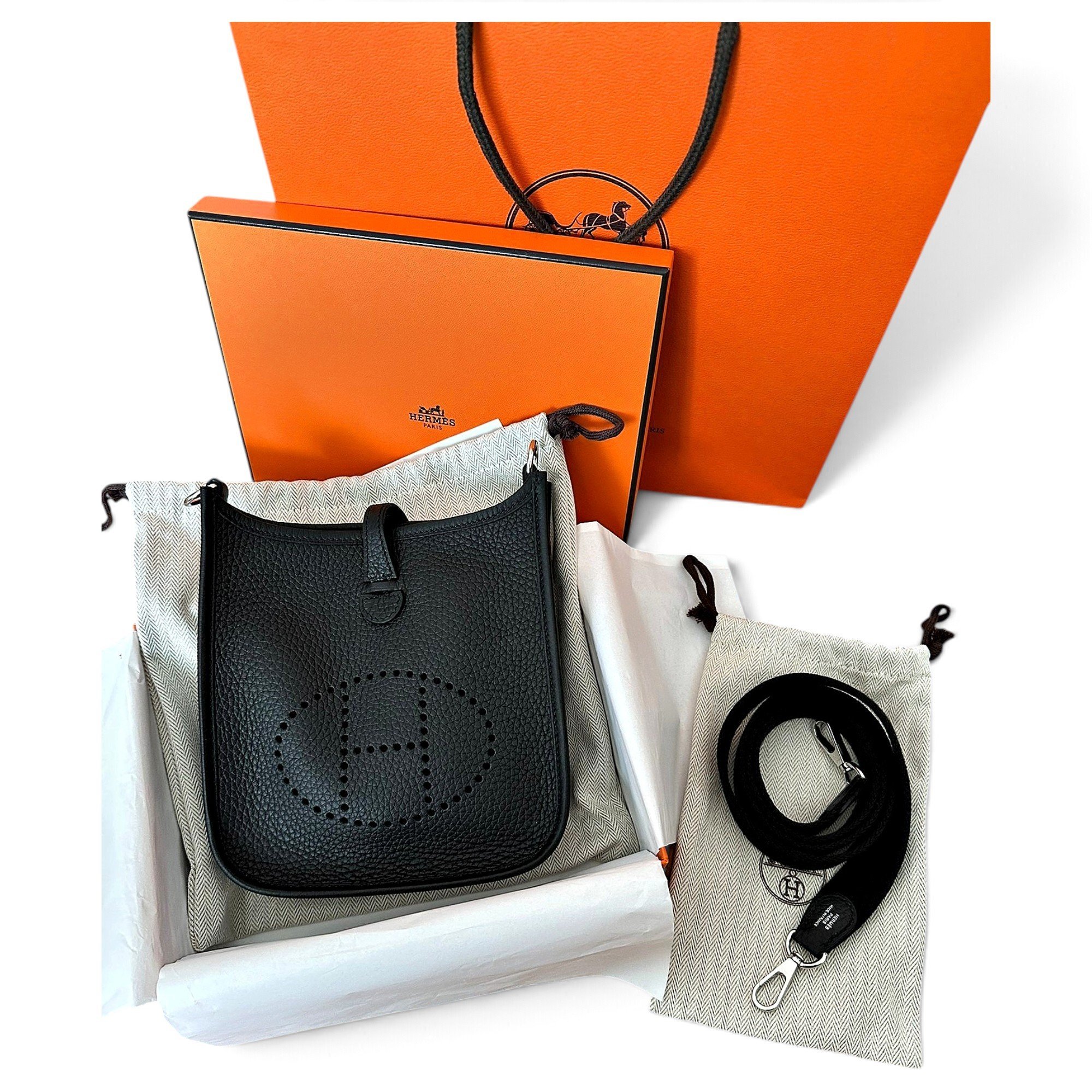 Hermes Evelyne Handbag Black Clemence Leather