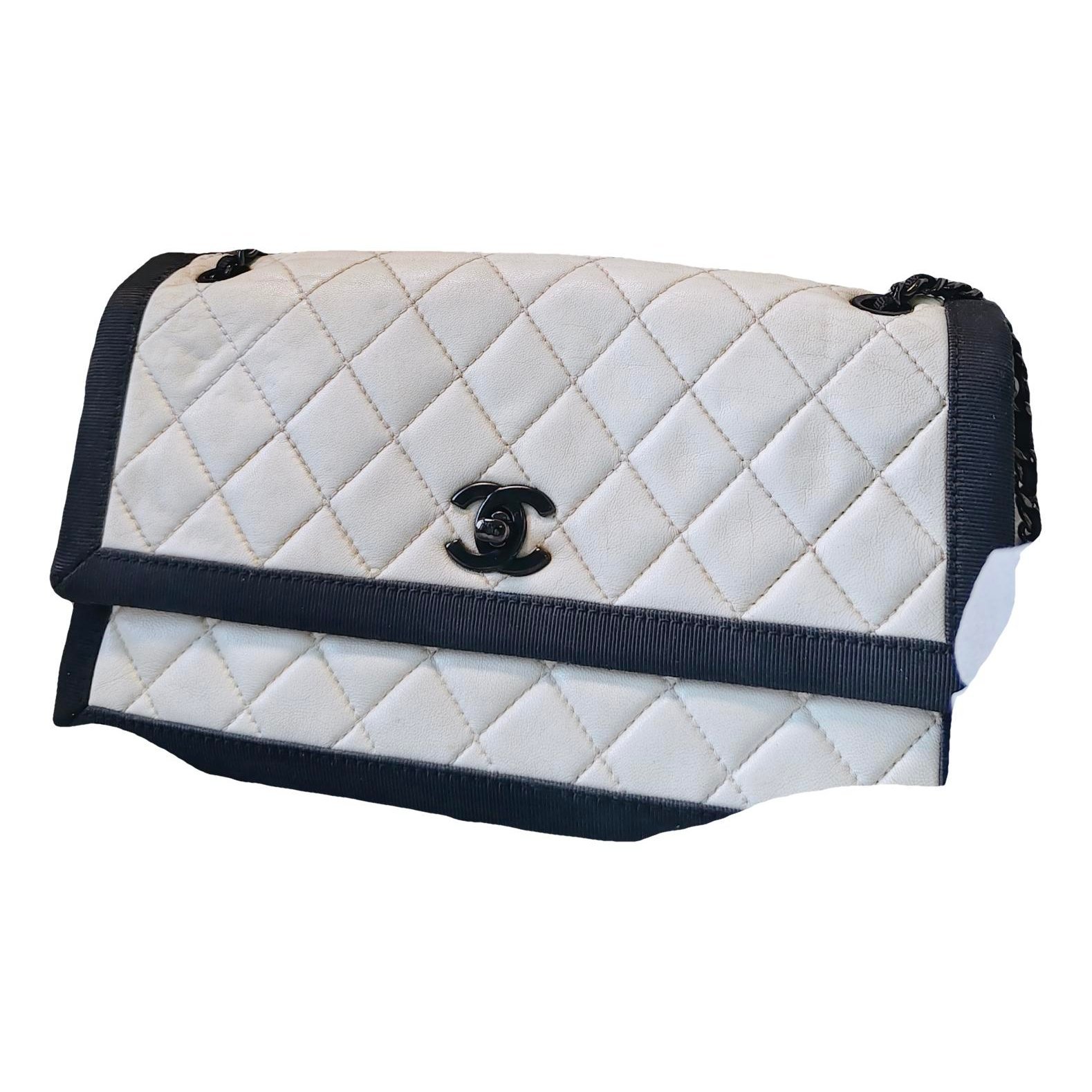 Trendy CC Flap leather handbag