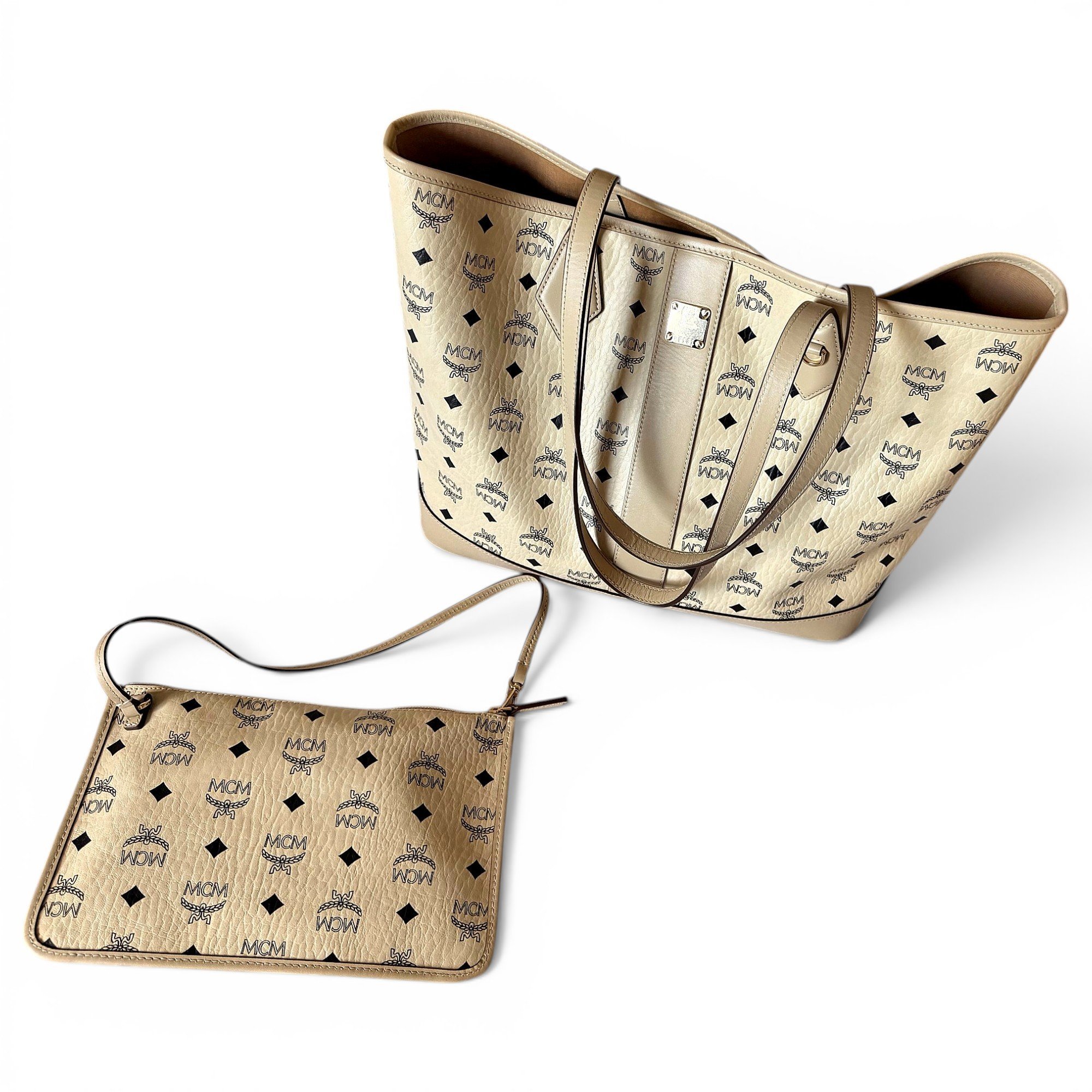 Leather tote