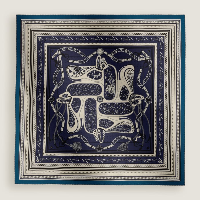 Festival Des Amazones Bandana Shawl 140