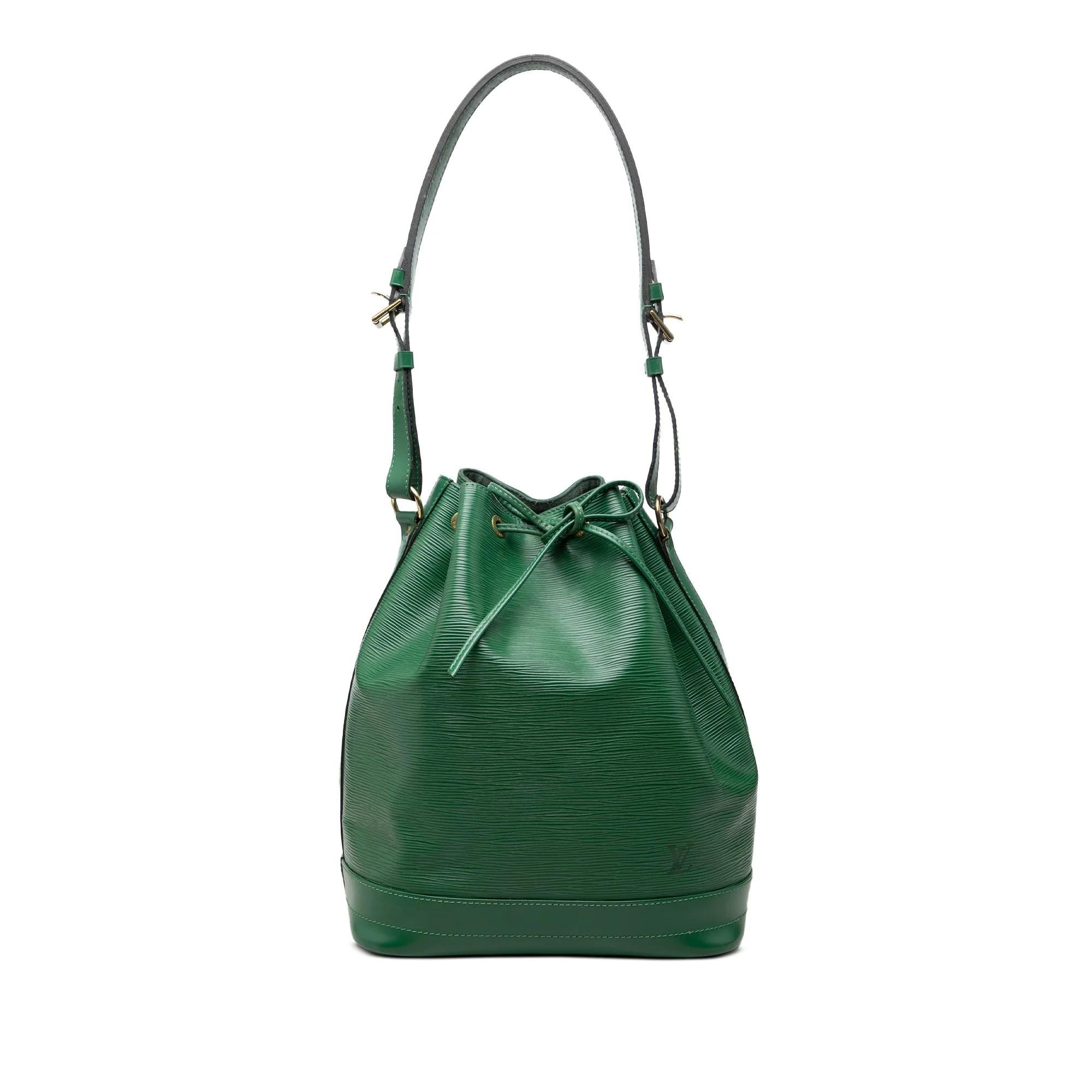 Bucket leather handbag