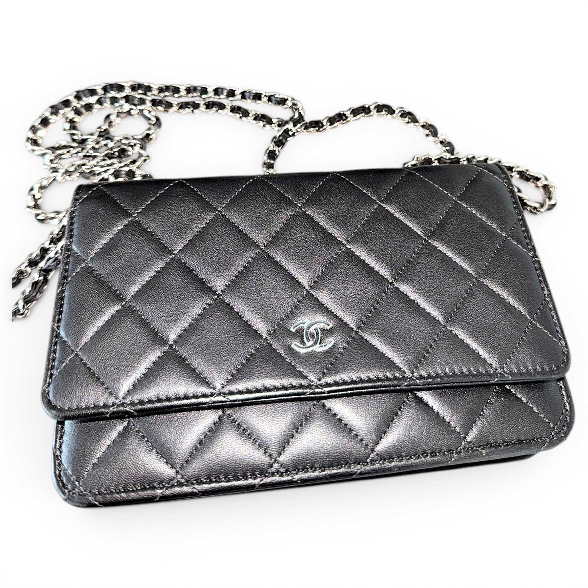 Wallet On Chain Timeless/Classique leather crossbody bag