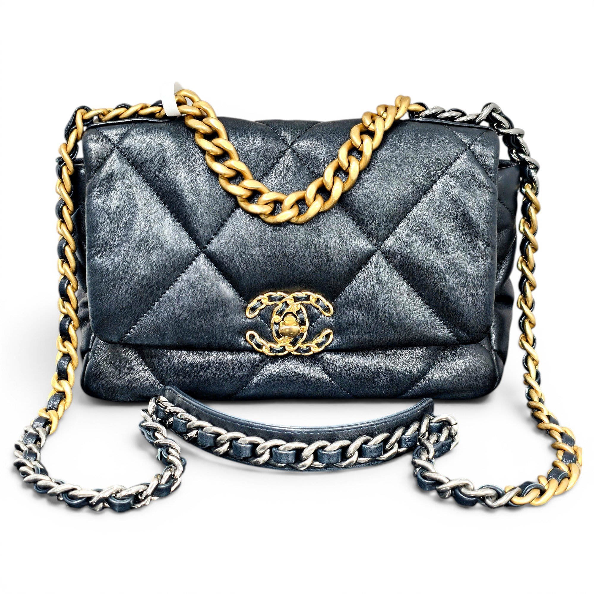 Chanel 19 leather handbag