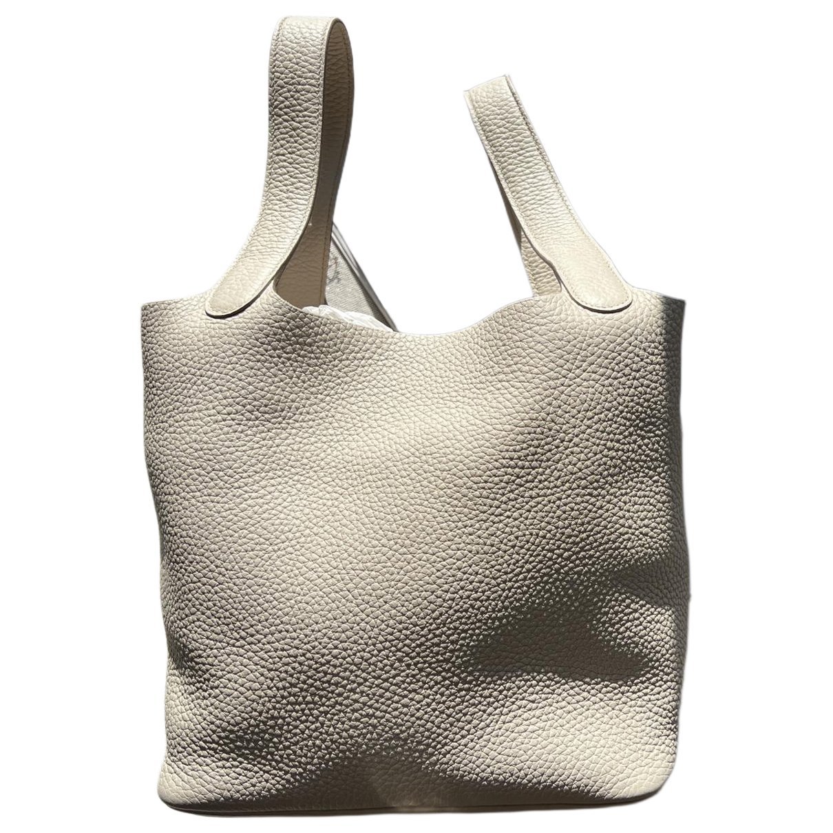 Picotin patent leather tote