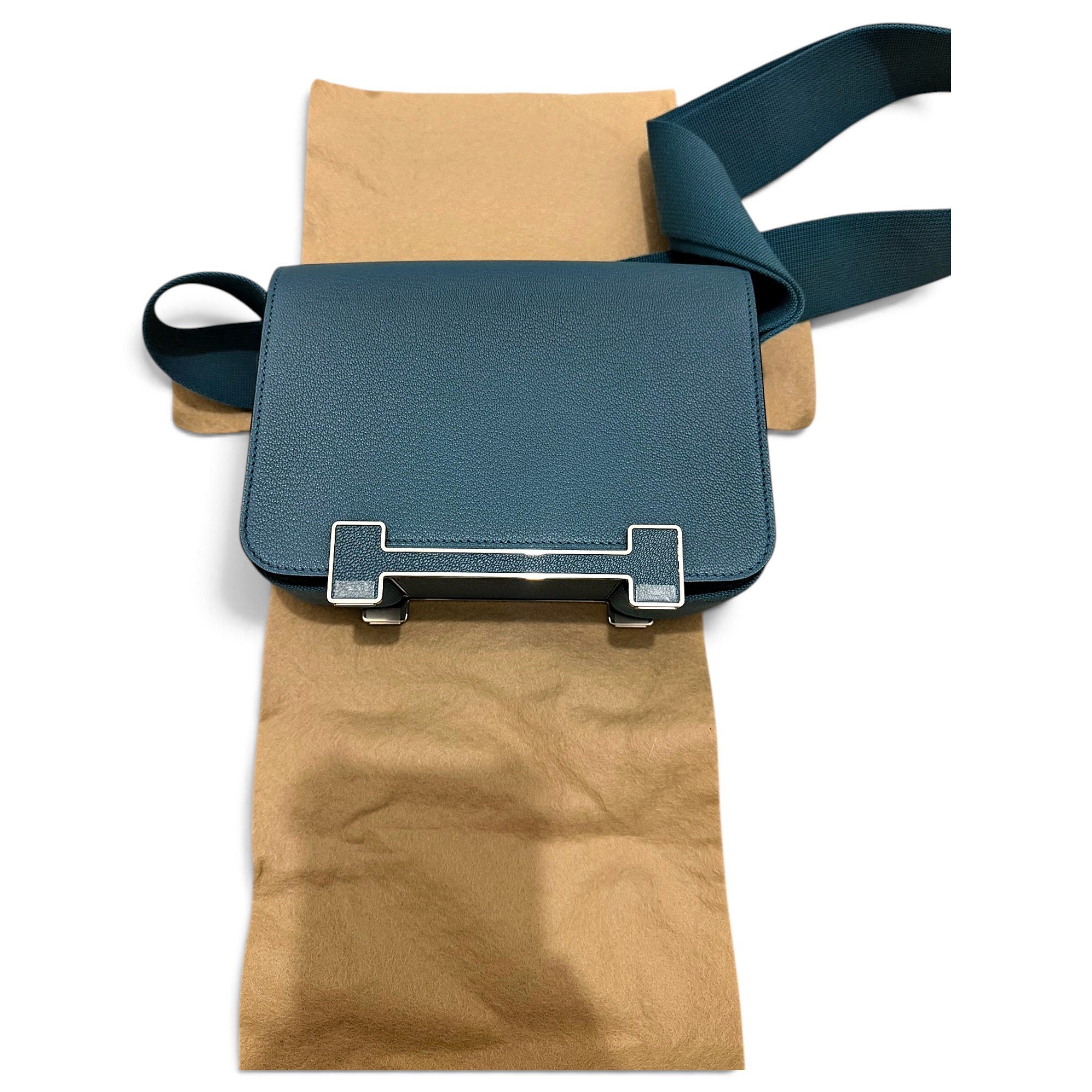 Geta leather handbag