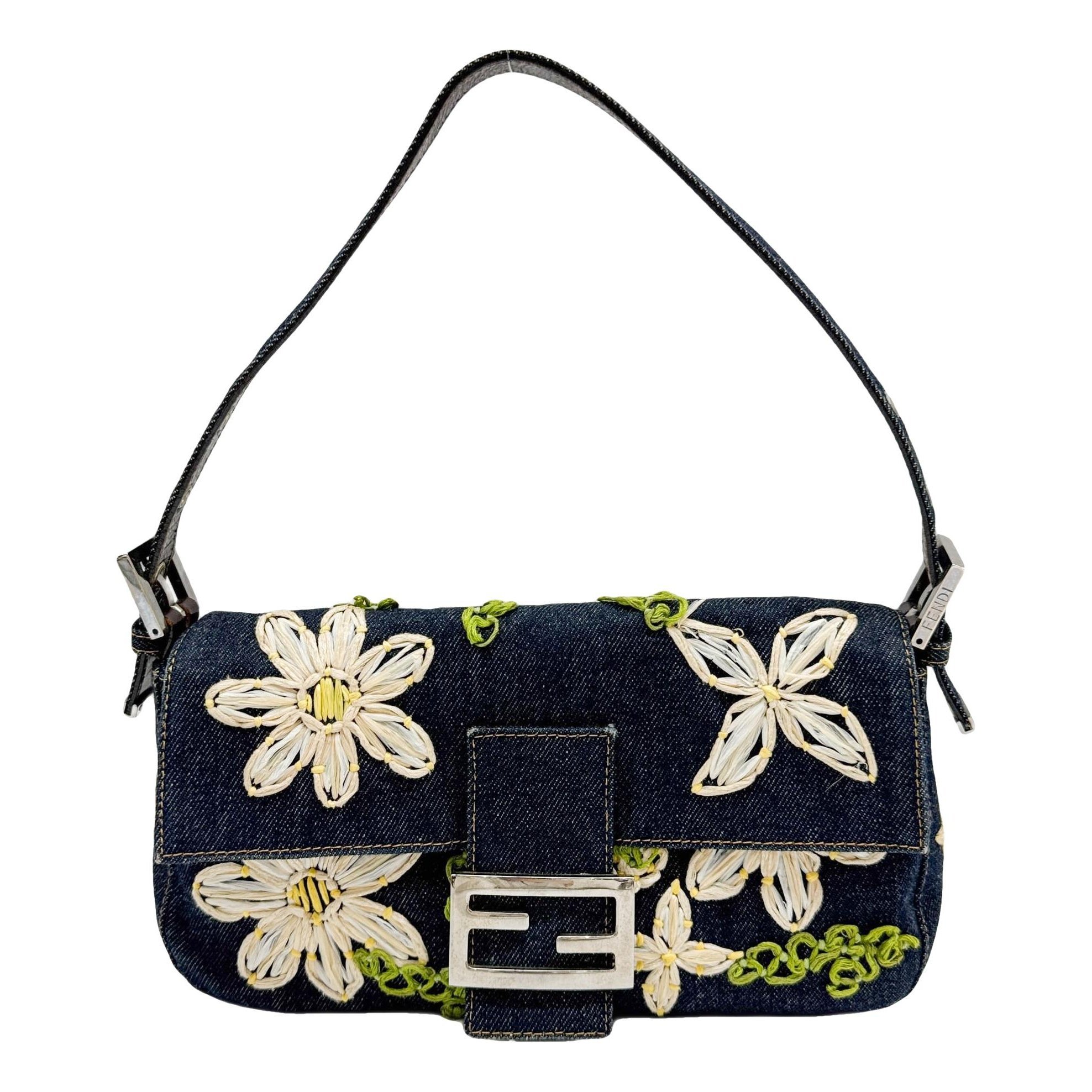 Baguette handbag