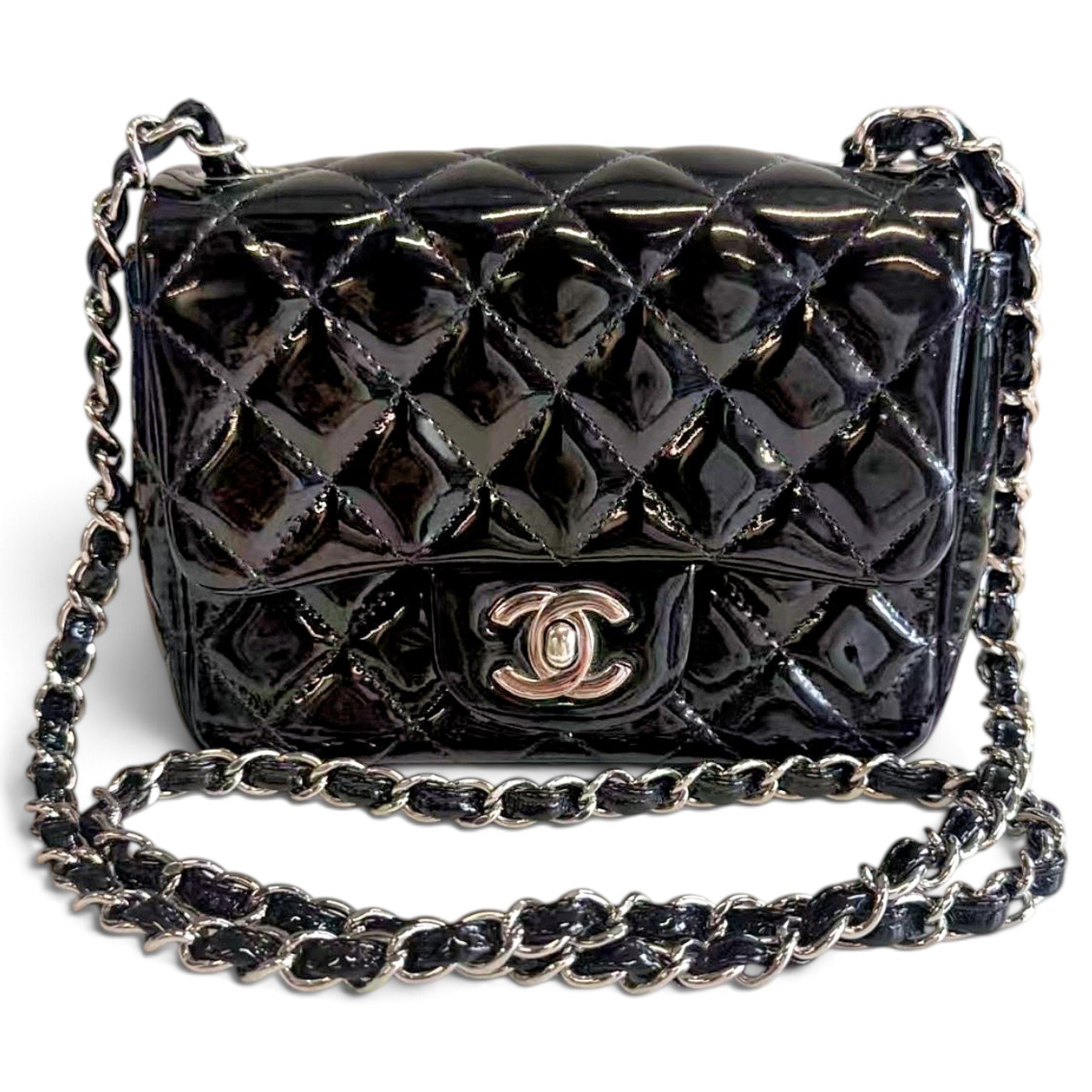 Timeless/Classique patent leather handbag
