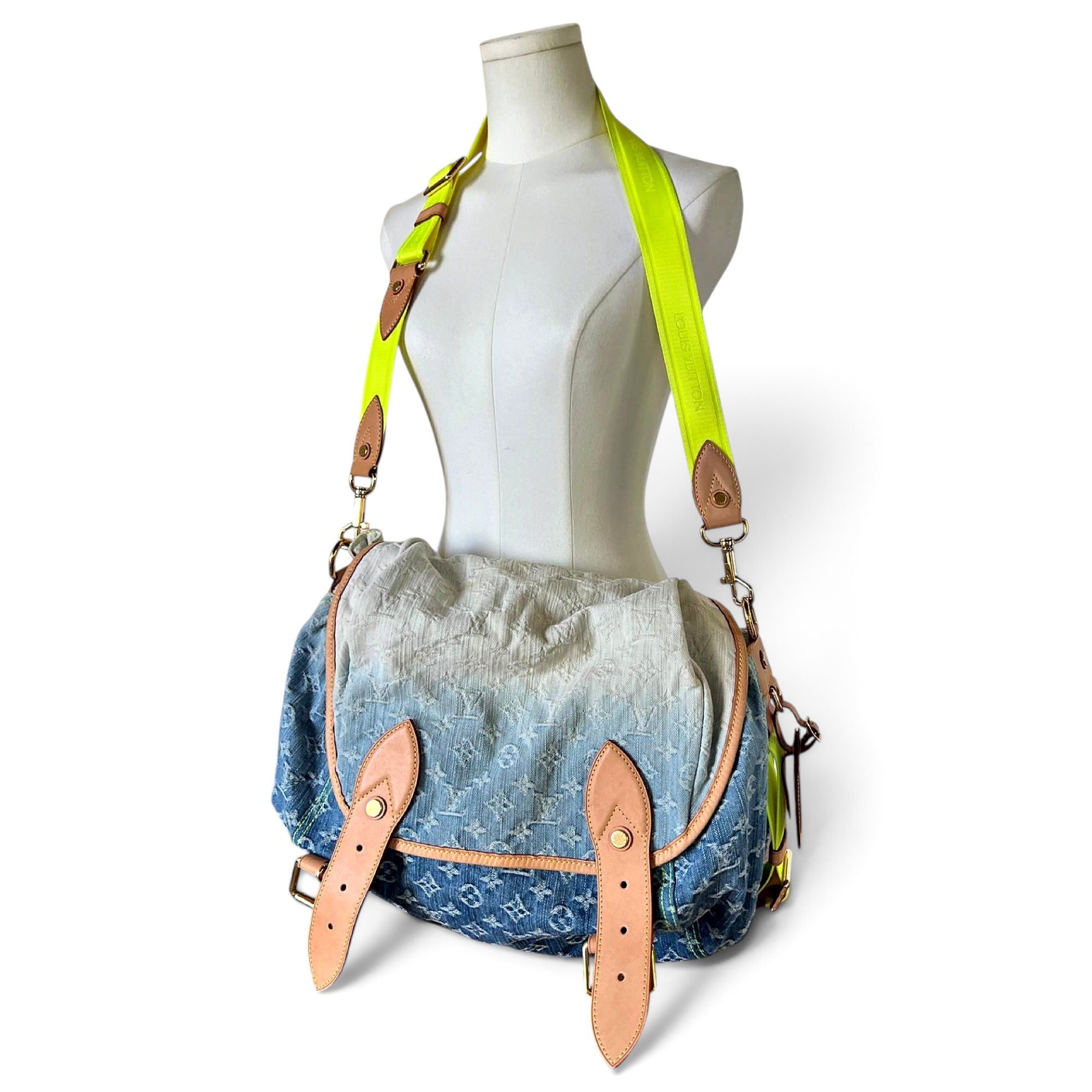 Crossbody bag