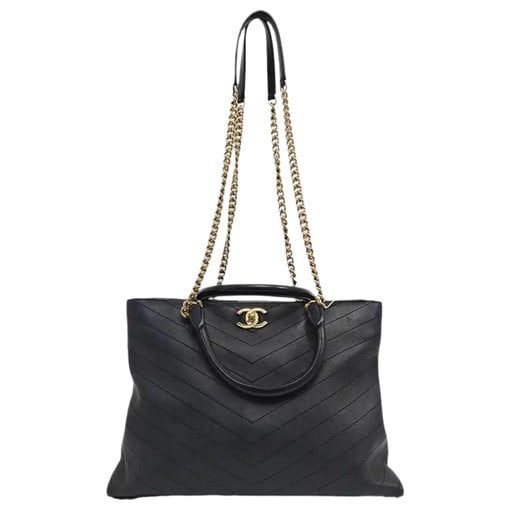 Leather handbag