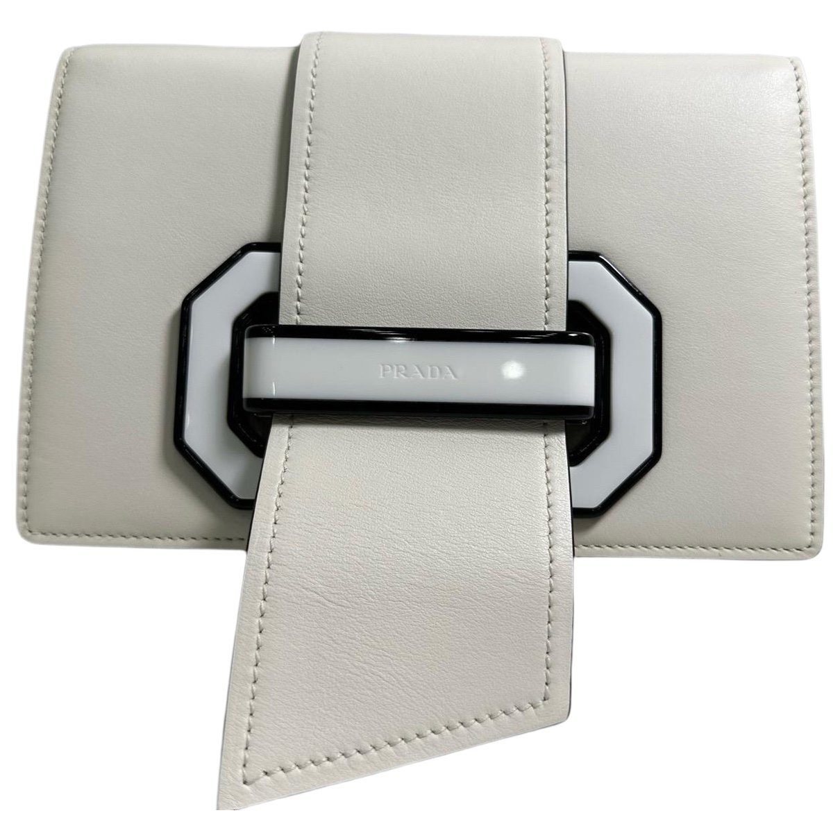 Ribbon leather handbag