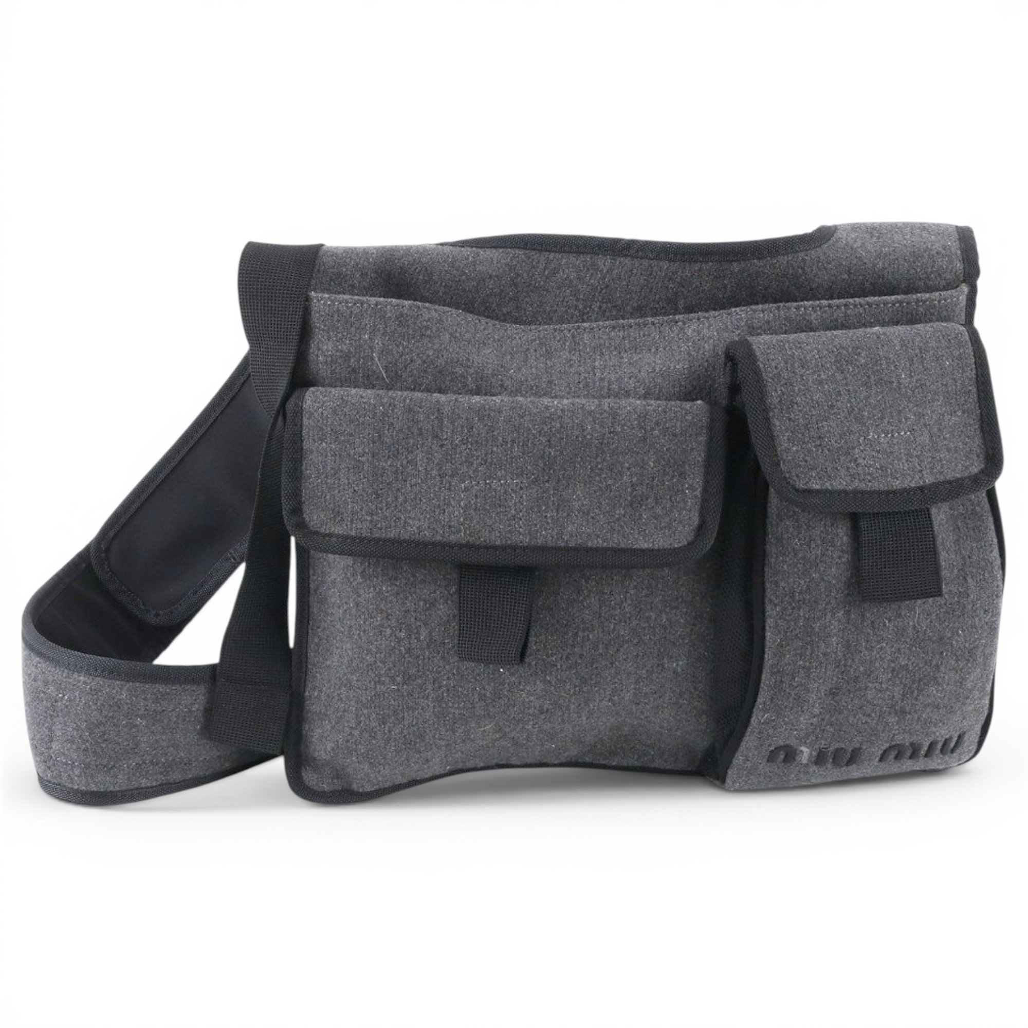 Wool handbag