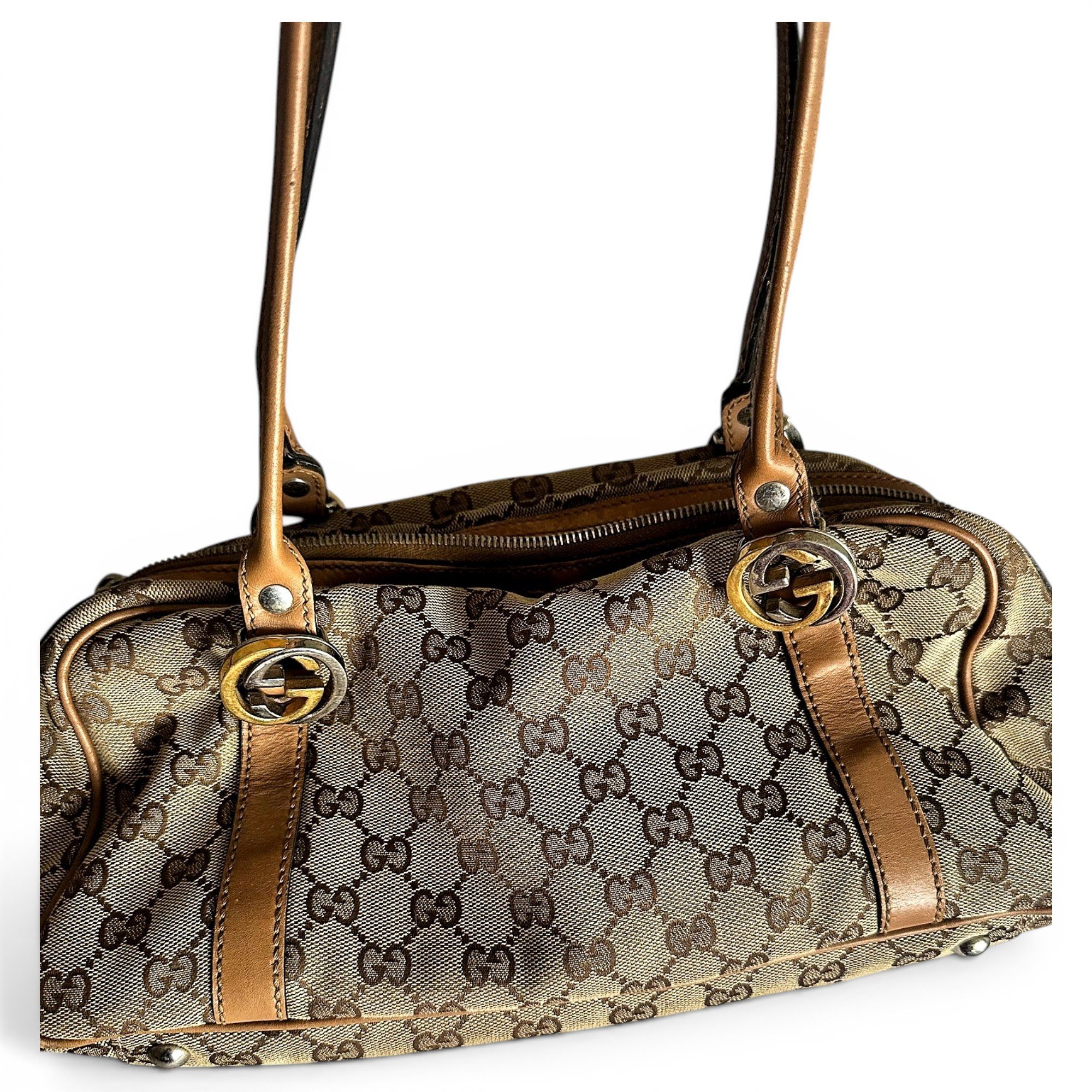Cloth bowling bag
