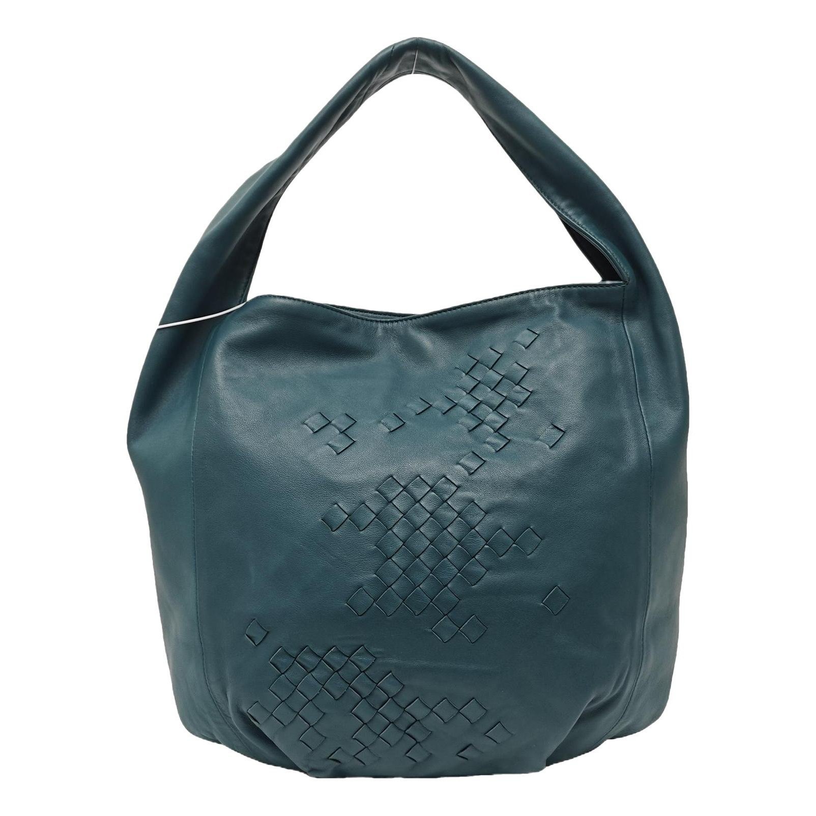 Veneta leather handbag