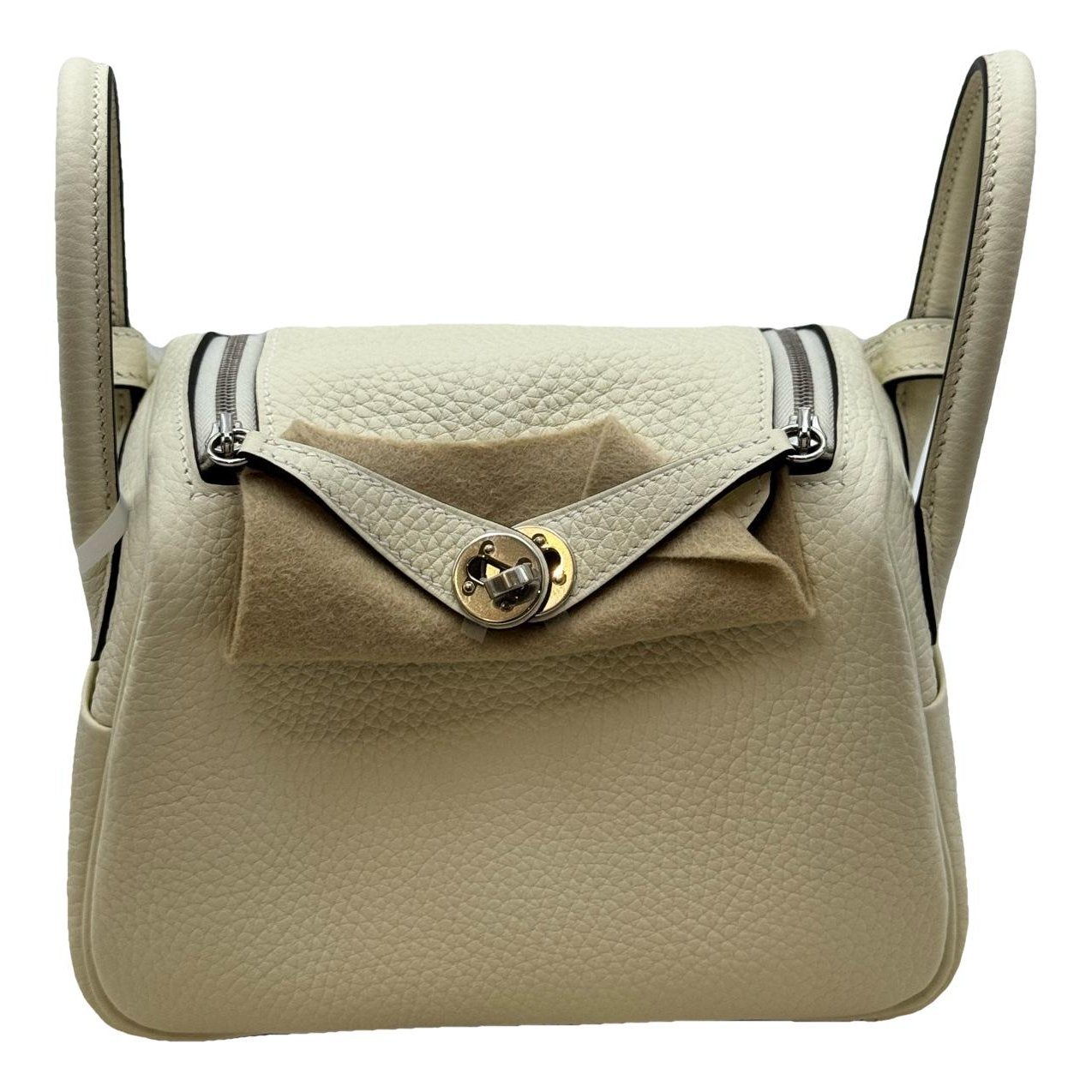 Lindy leather handbag