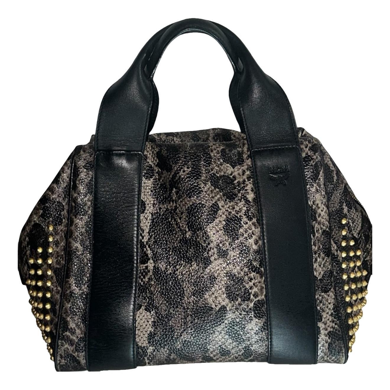 Leather bag