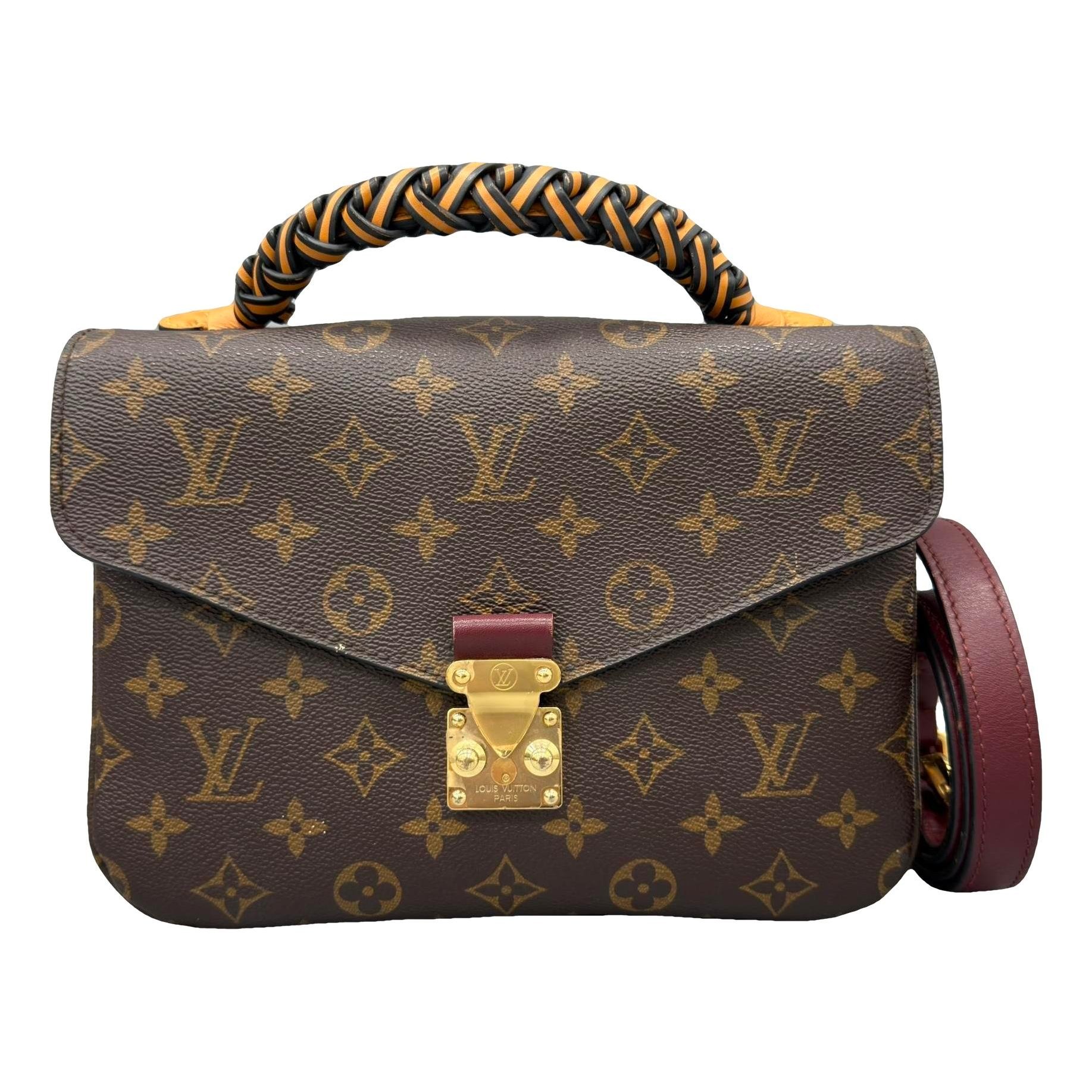 Metis leather handbag