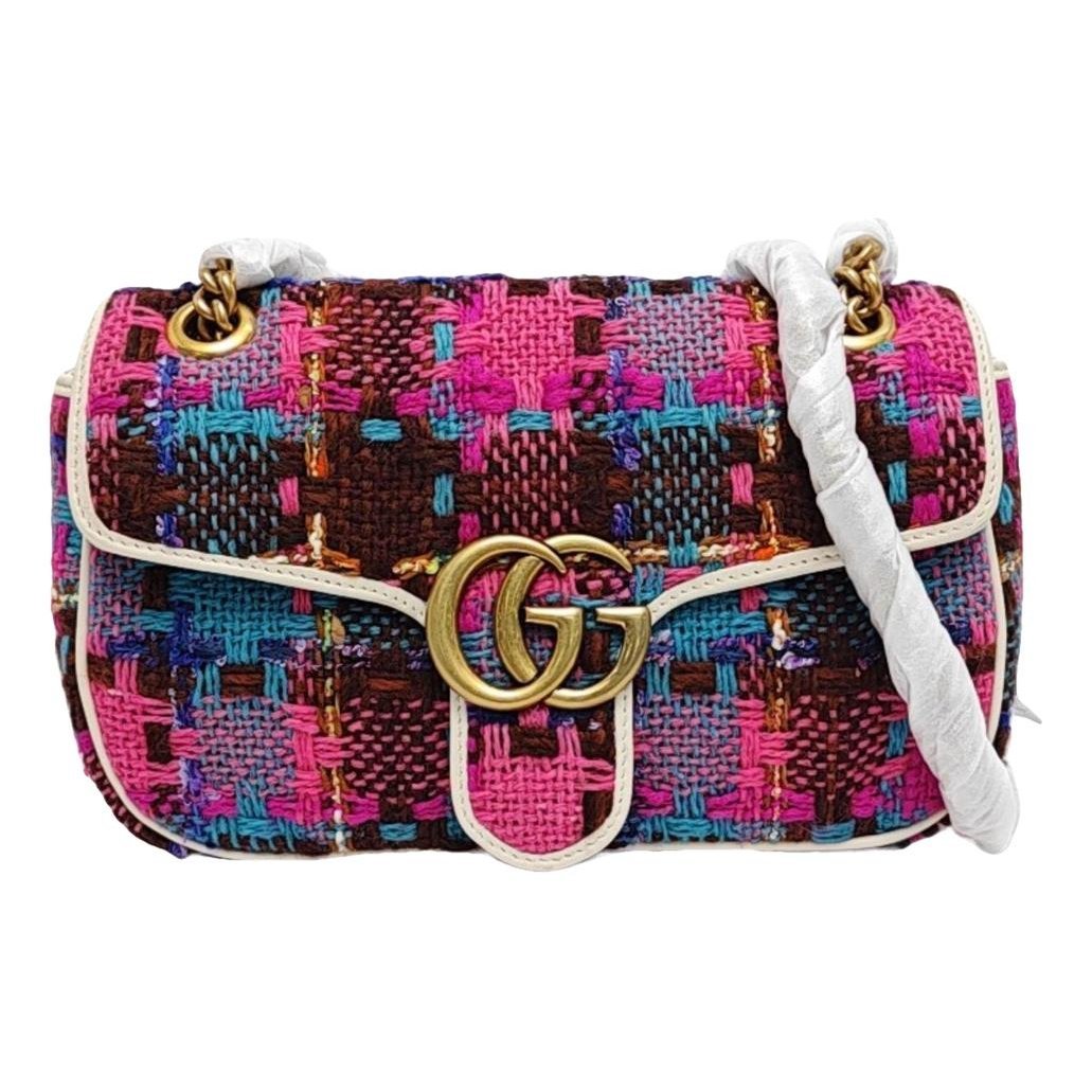 GG Marmont Flap velvet crossbody bag