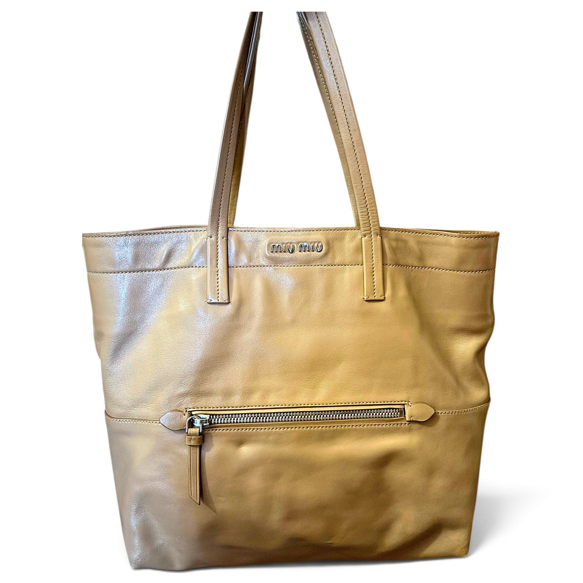Leather handbag
