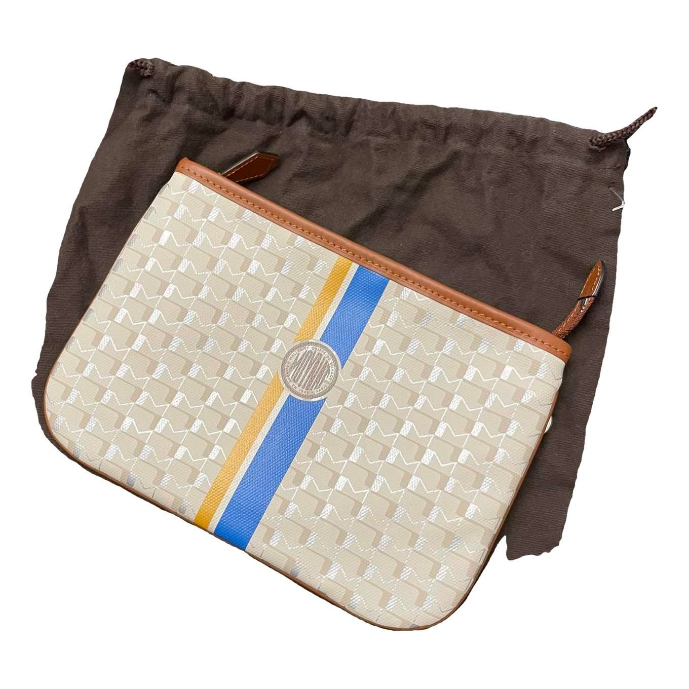 Leather clutch bag