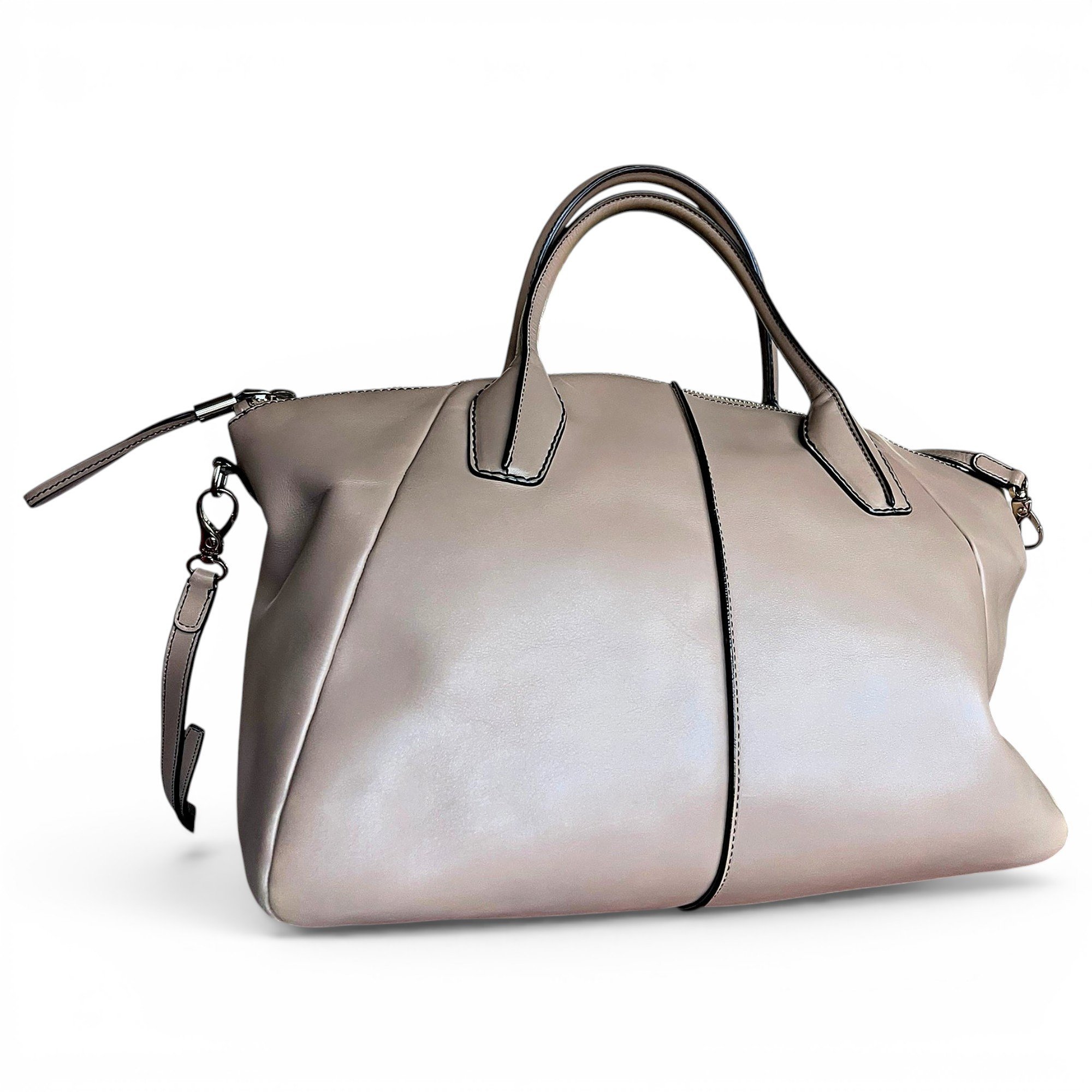 D Bag leather handbag