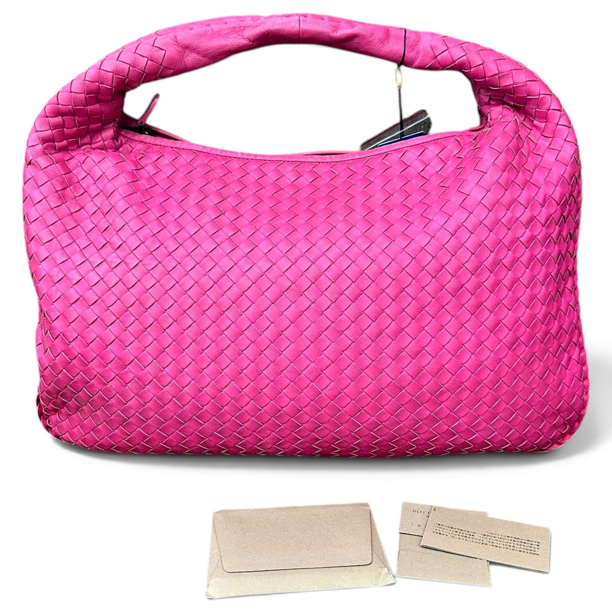 Veneta leather handbag