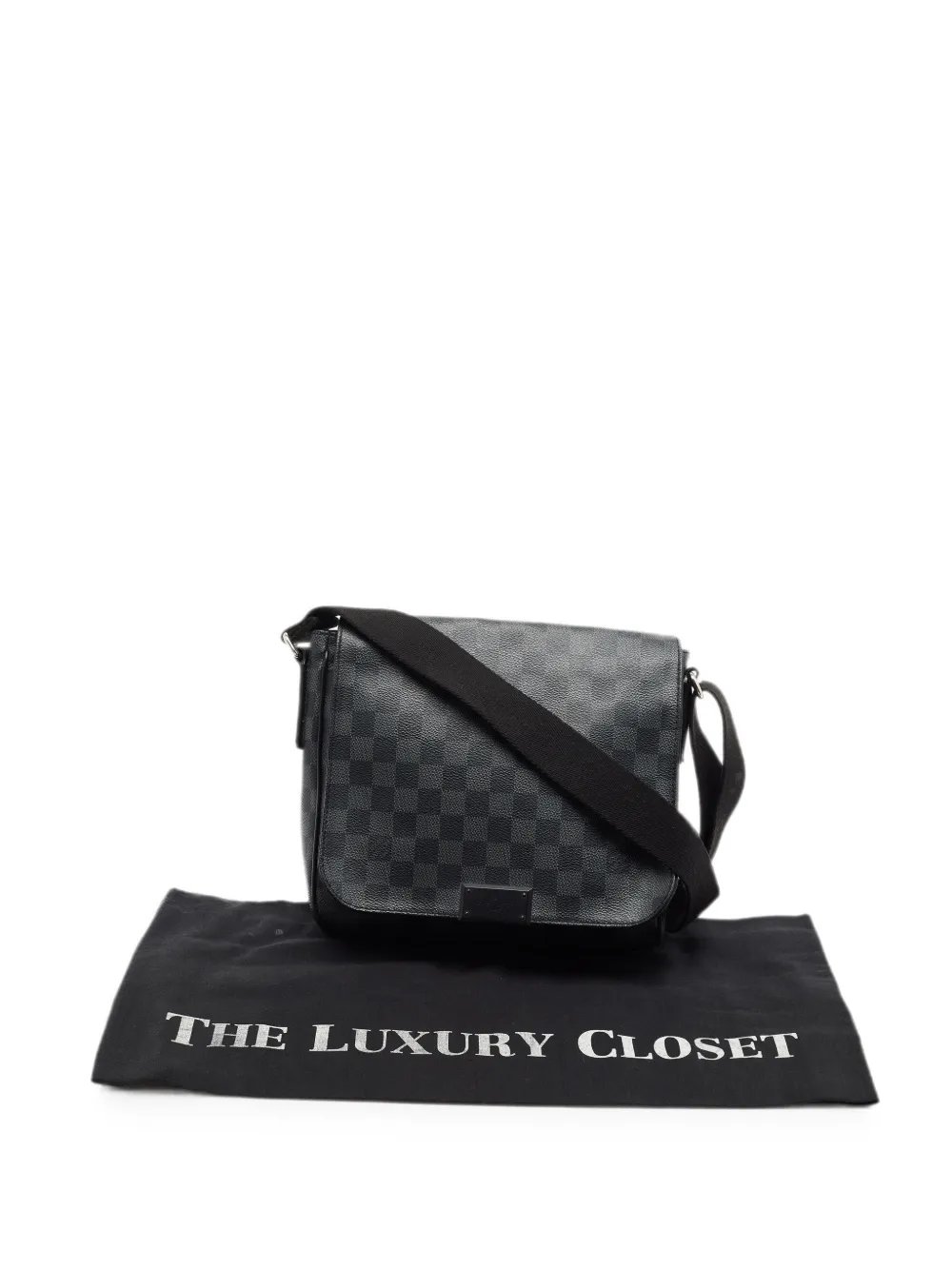 District PM Damier Graphite messenger bag