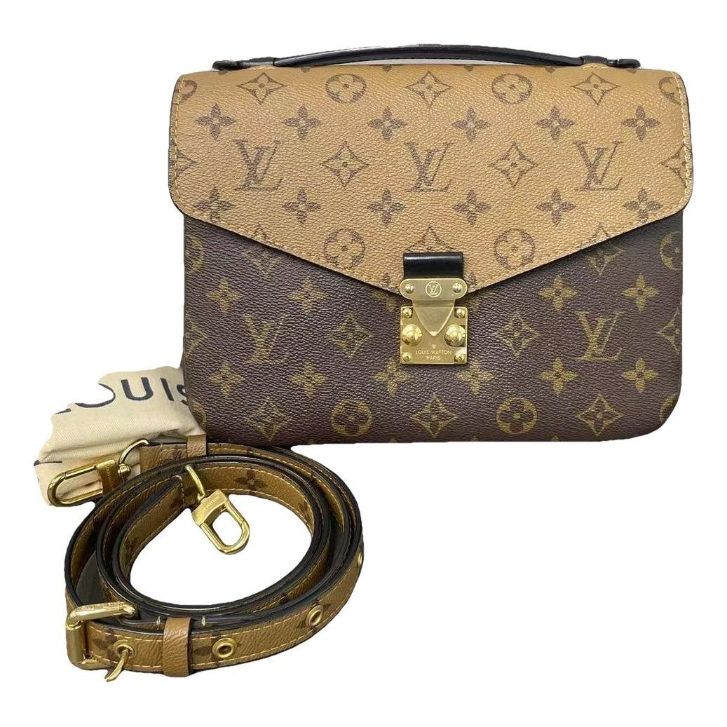 Metis leather handbag