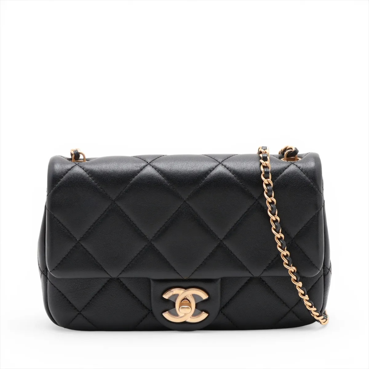 Chanel Matelasse Lambskin Single Flap Single Chain Bag Black Gold Metal Fittings