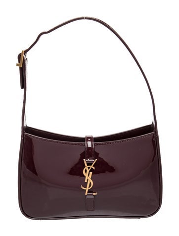 Leather Le 5 à 7 2023