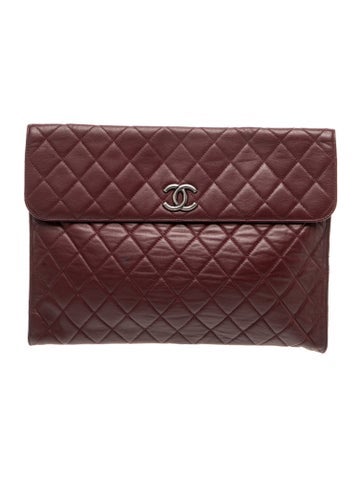 Flap Portfolio Clutch