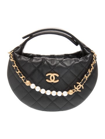 Quilted Pearl Pouch Hobo