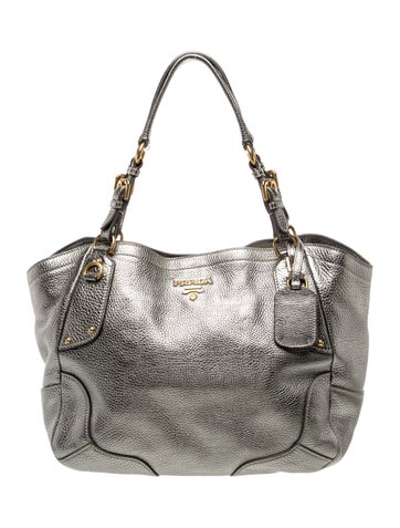 Vitello Daino Leather Shoulder Bag