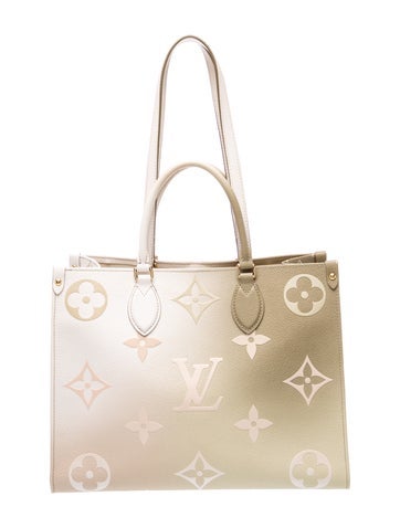 LV Monogram OnTheGo MM