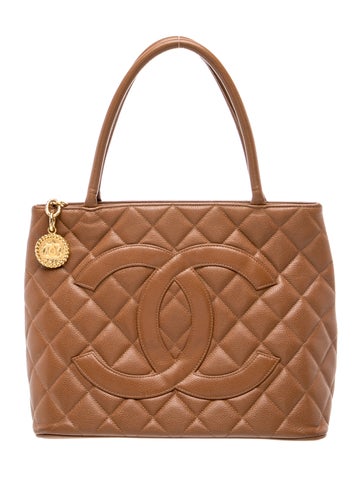 Medallion Tote