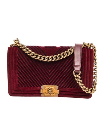 Paris-Cosmopolite Medium Chevron CC Boy Bag