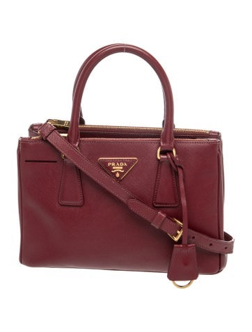 Saffiano Leather Galleria Double Zip Small