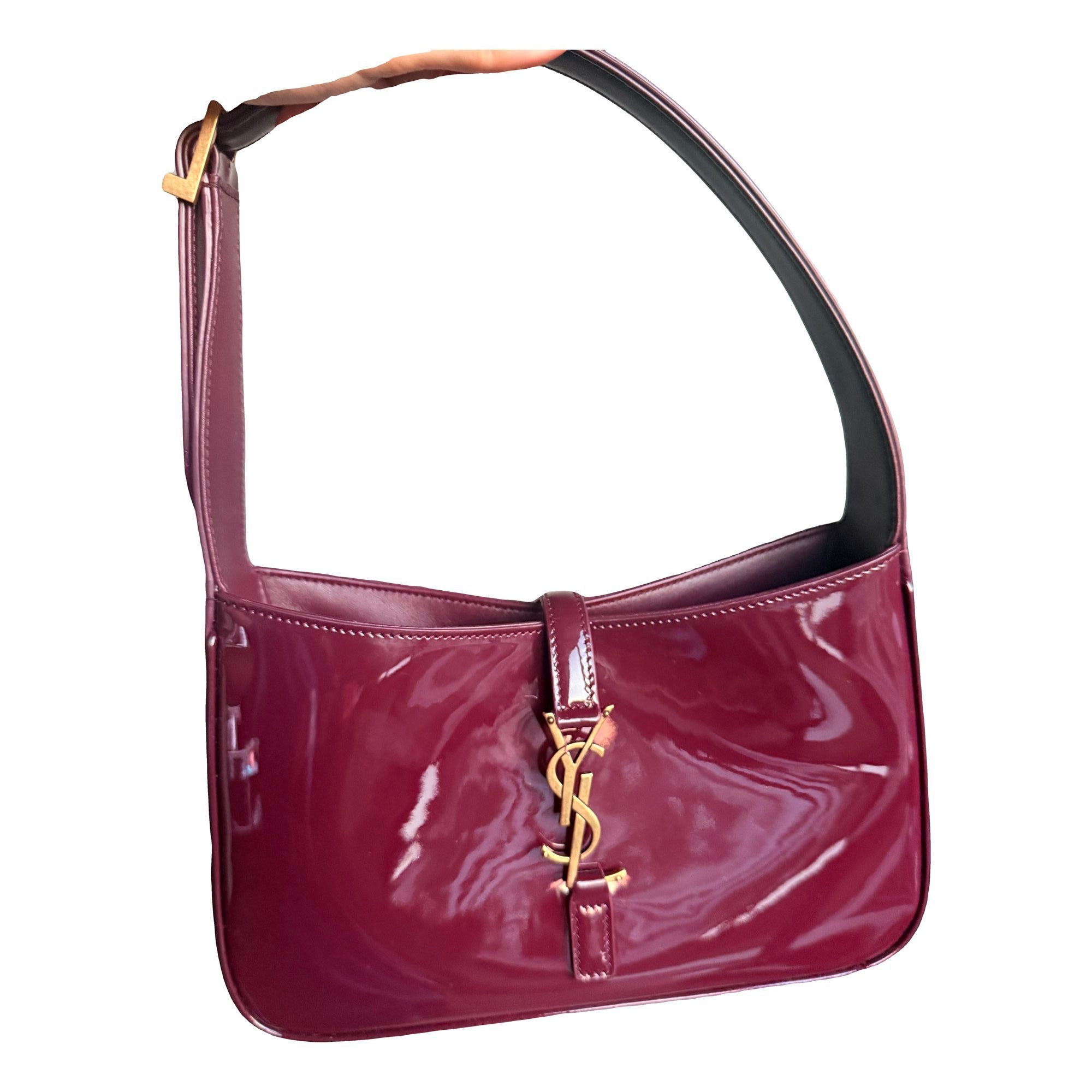 Le 5 à 7 patent leather handbag