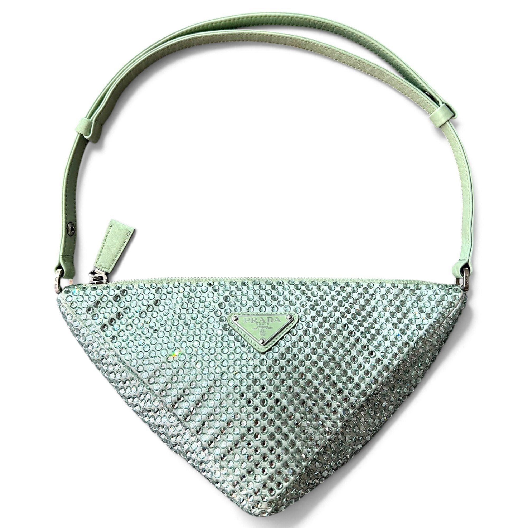 Triangle cloth handbag