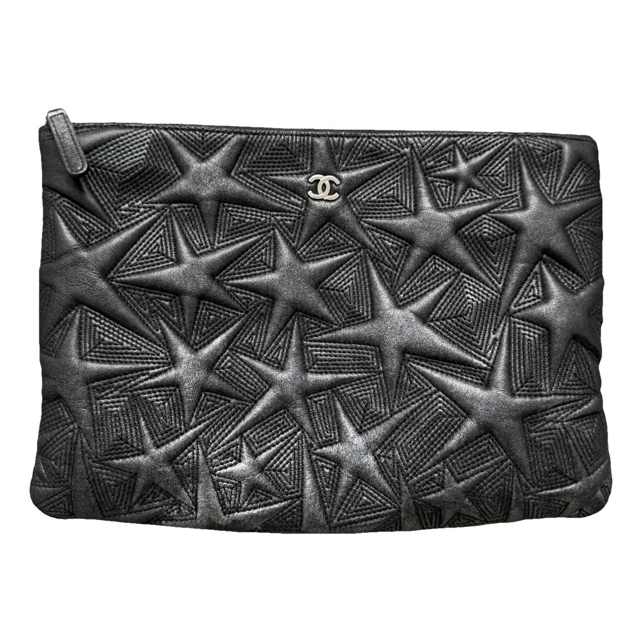 Leather clutch bag
