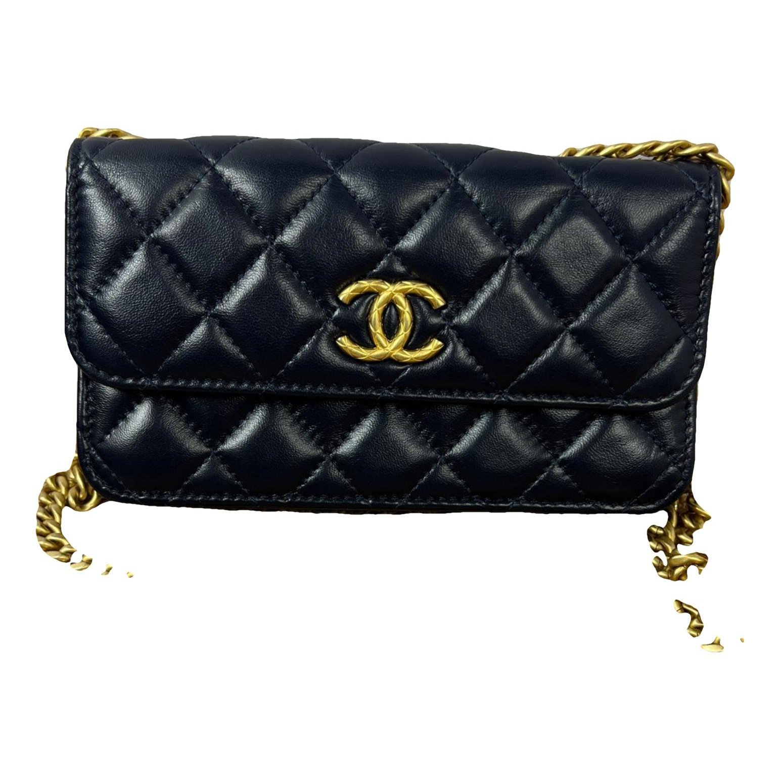 Timeless/Classique leather crossbody bag