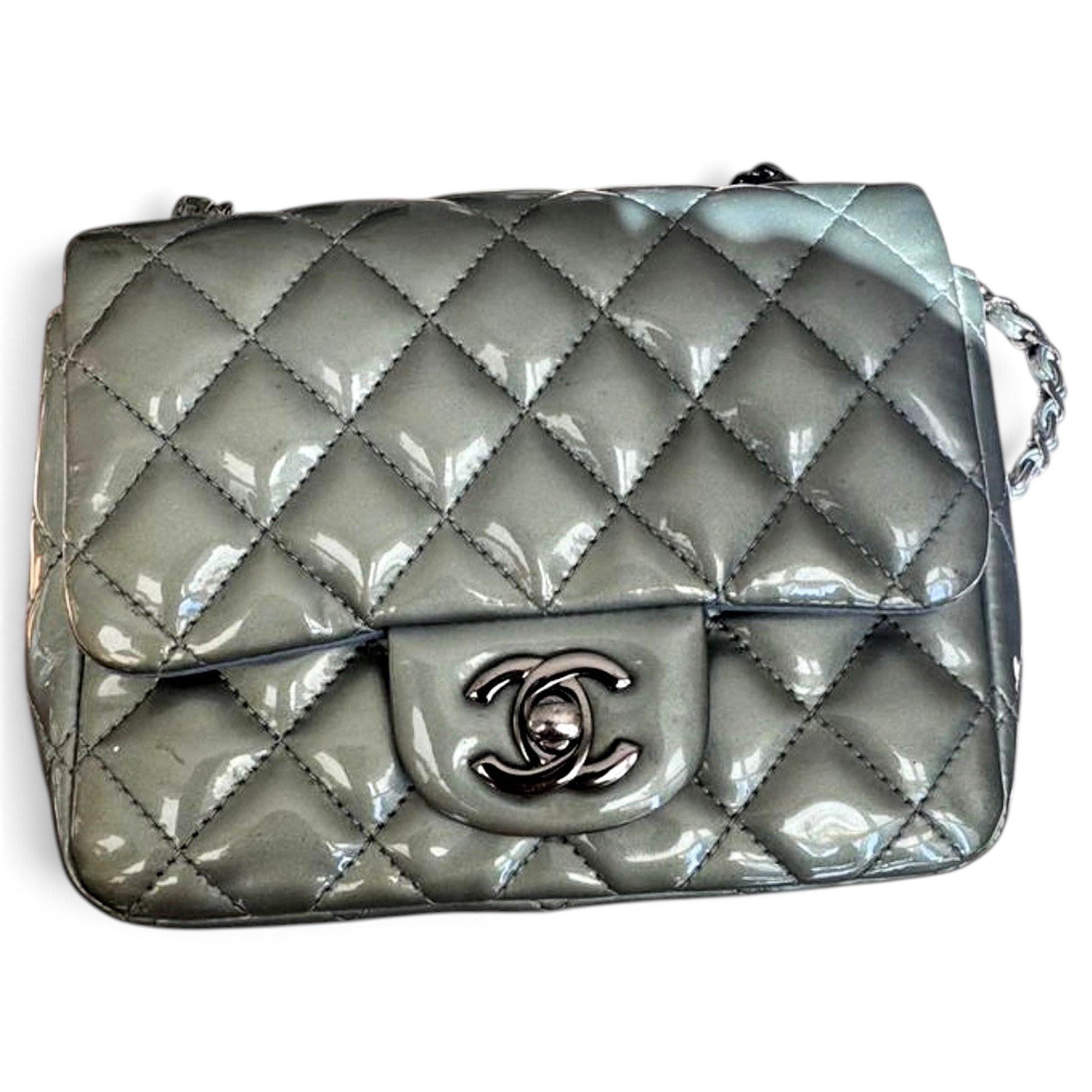 Timeless/Classique patent leather crossbody bag