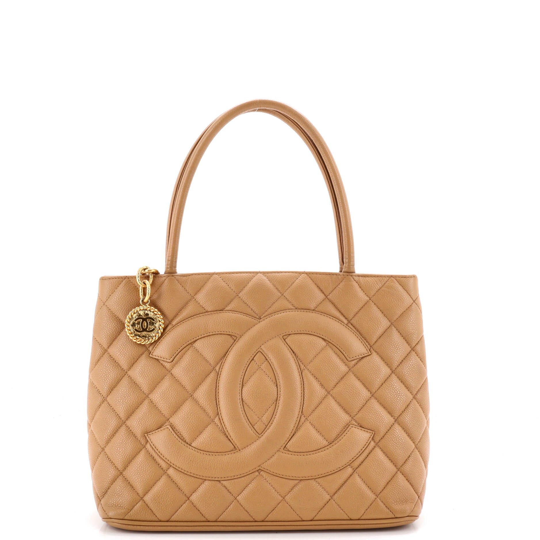 Medallion Tote Quilted Caviar