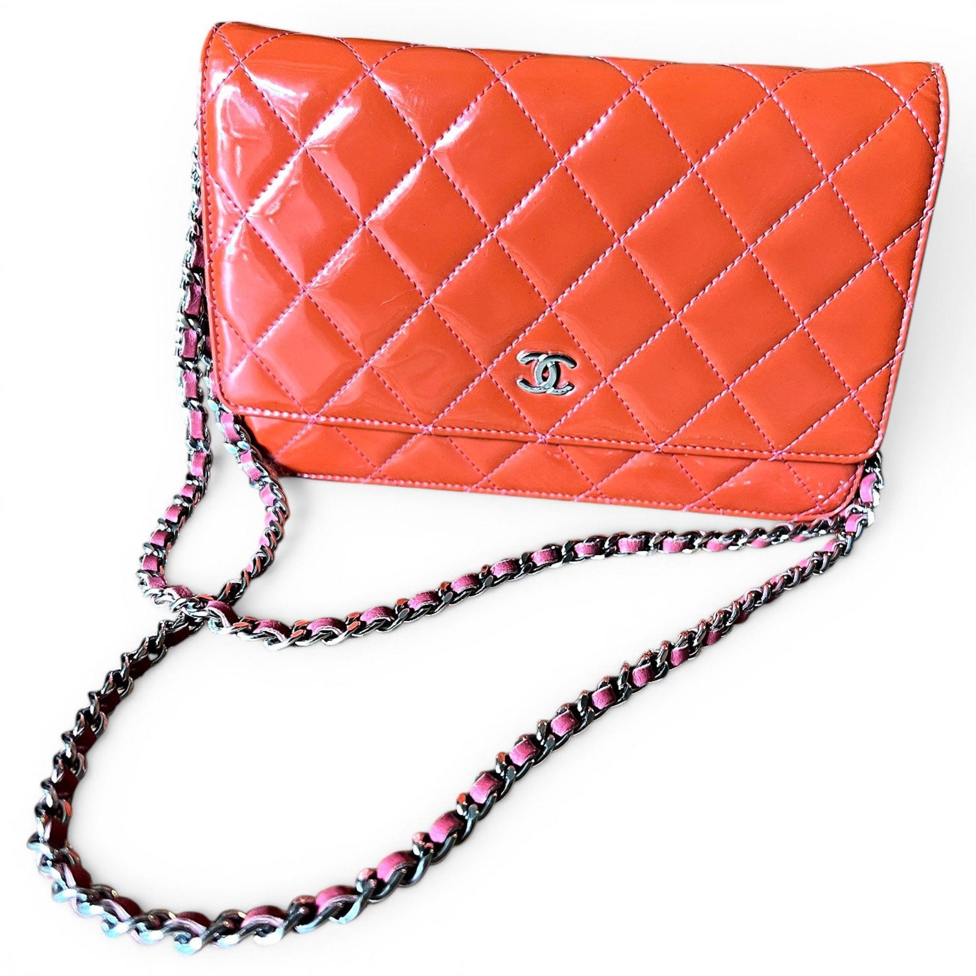 Timeless/Classique patent leather crossbody bag