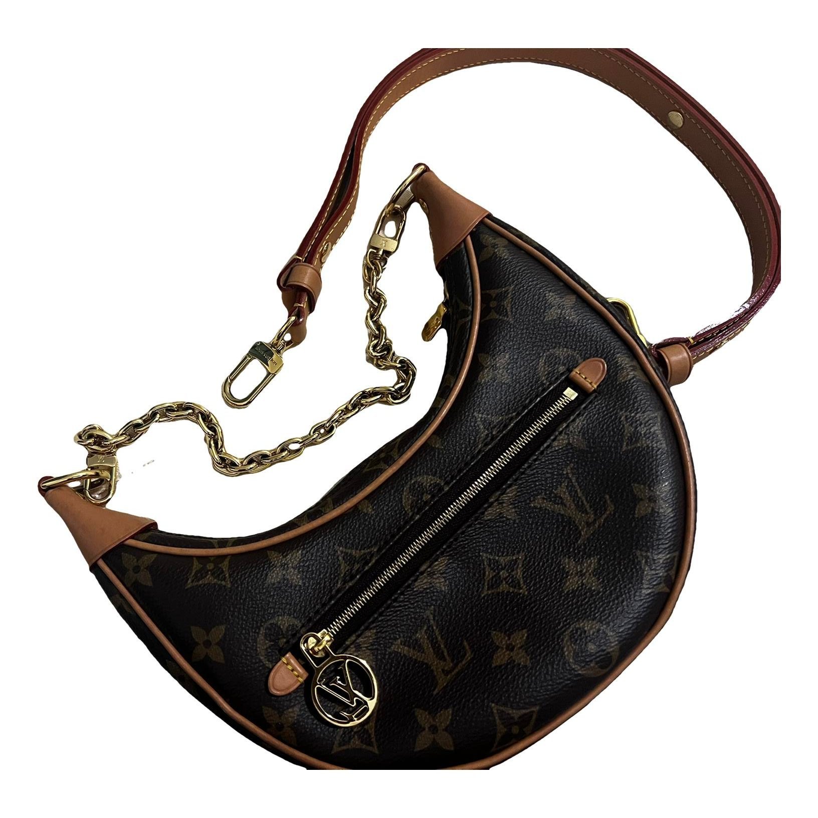 Loop leather crossbody bag